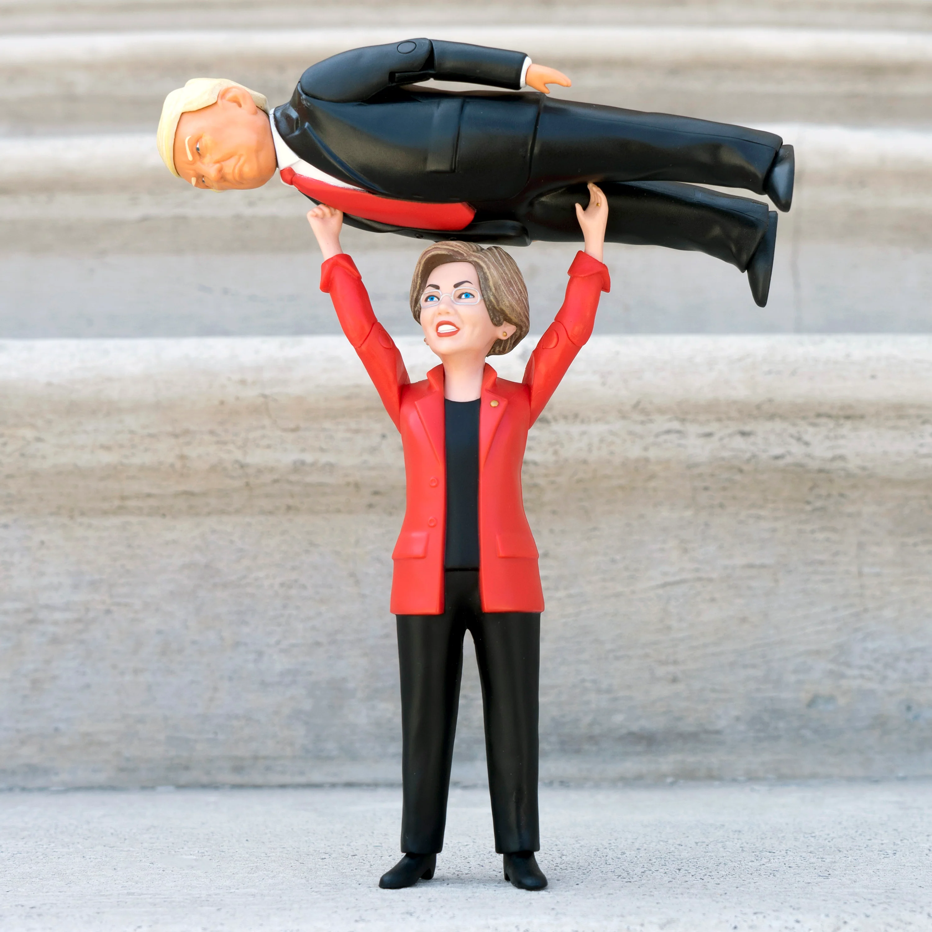 Elizabeth Warren Action Figure - Image 7